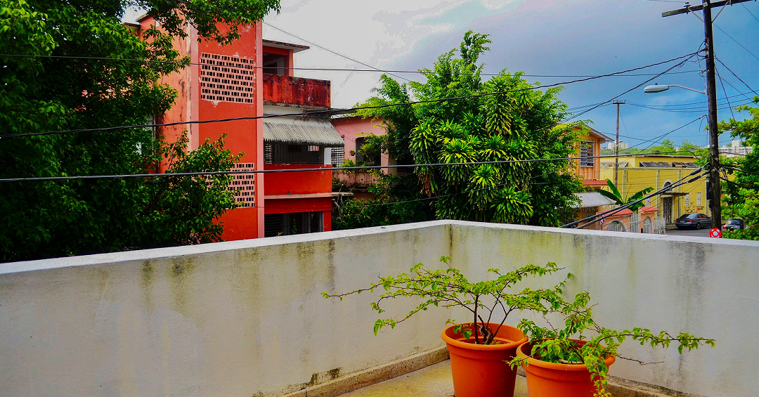 Balkon jadi area multifungsi