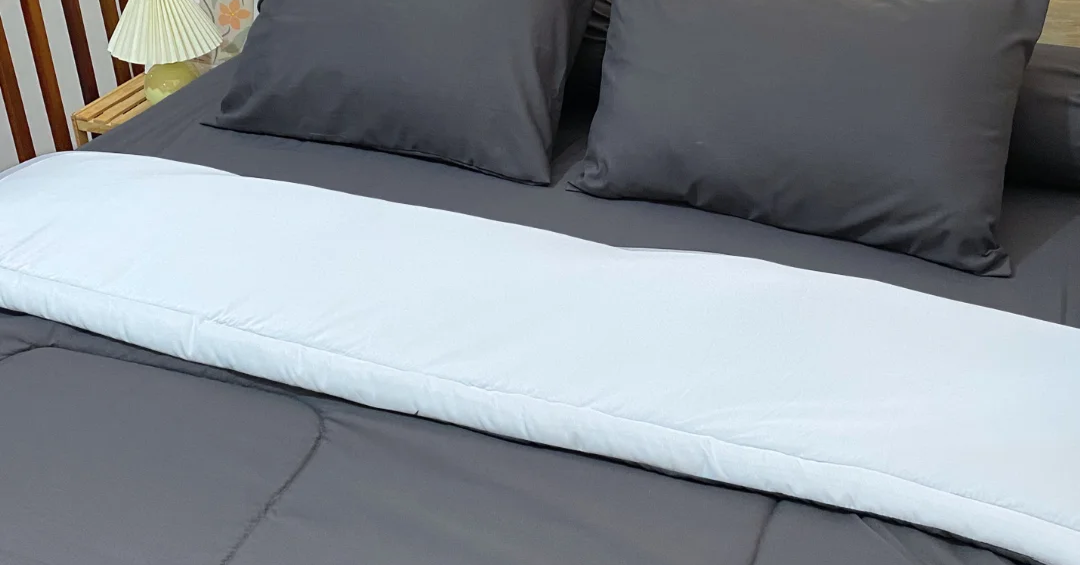 kelebihan bedcover warna netral