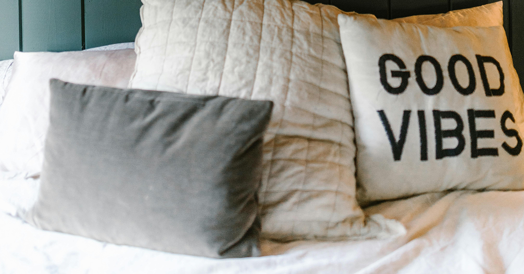 warna sprei berdasarkan tema