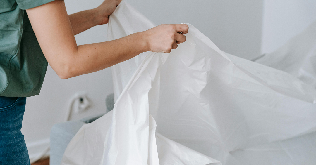 menata perlengkapan tidur